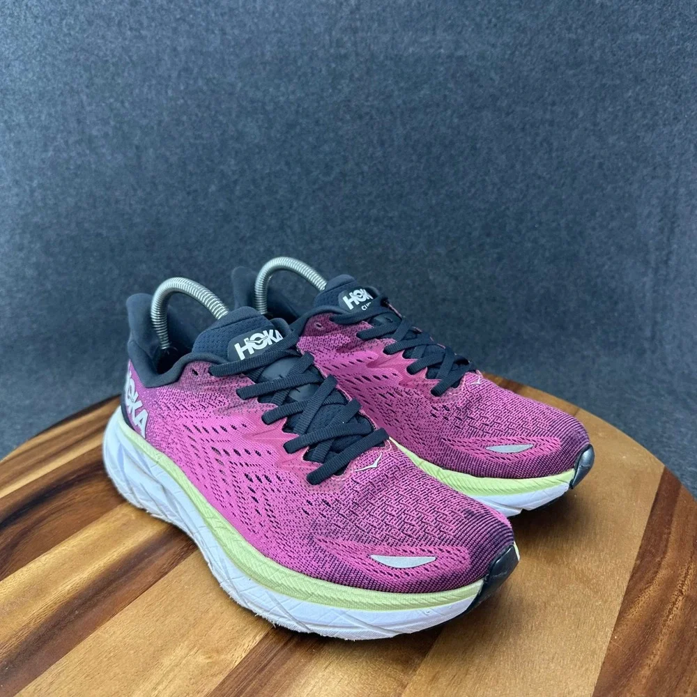 Hoka One One hoka one